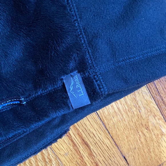 LLBean LONG VEST in luxe fleece—EUC! - Picture 11 of 13
